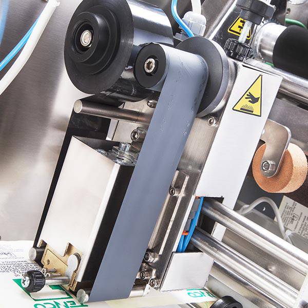 Hot foil printer for M2R labelling machine
