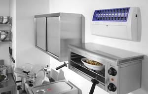 Kukaiņu iznīcinātājs ar līmplāksni 120m² HENDI 230V/36W 540x80x(H)281mm