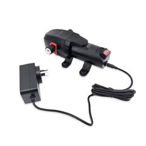 Pumppu BevPump 12V 3,8L/min virtalähteellä 10psi automaattinen katkaisu