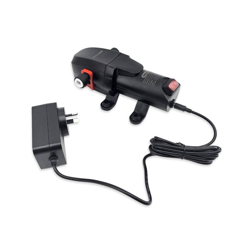 Pumppu BevPump 12V 3,8L/min virtalähteellä 10psi automaattinen katkaisu