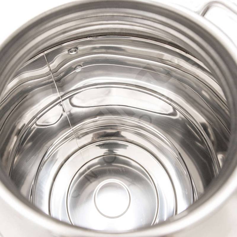 Säiliö 15L ruostumattomalla kierrettävällä kannella