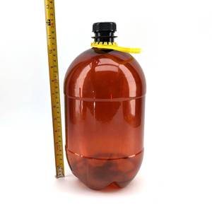 Pressure container 4L PET with cap and handle