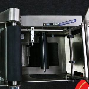 Etiketteringsmaskin för burkar upp till Ø160mm halvautomatisk