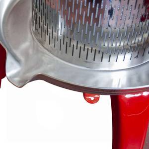Press FARM 15 4,4L fruit with AISI 304 stainless steel cage