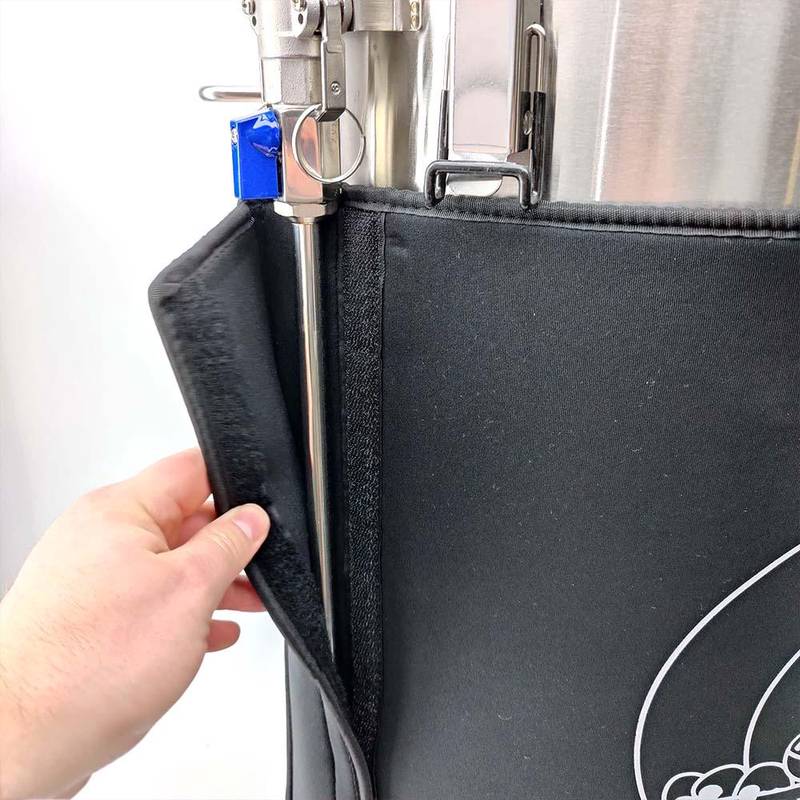 Neopreno apvalkalas 65L BrewZilla Gen 4 su recirkuliacijos rankos dangteliu