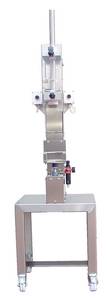 Corking machine for T-shaped and cylindrical corks T1000