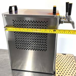 Getränkekühler & Bierkühler Benchy Carbon mit zwei Zapfhähnen 12V/24V/240V
