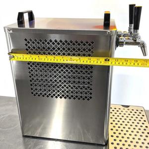 Getränkekühler & Bierkühler Benchy Carbon mit zwei Zapfhähnen 12V/24V/240V