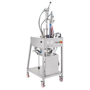 Monoblock Tenco: Dosierung 0,5-1,5L Verschließen 400 Stück/h