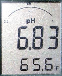 Nesteiden pH-mittari PROF PH-110