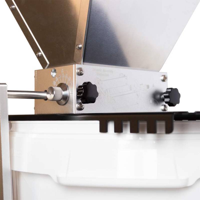 Iesala dzirnaviņas un dzirnaviņas Brewferm Grain Gorilla 50kg/h RST