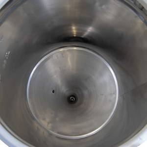 Konbehållare 500L med flytande lock 60° konbotten