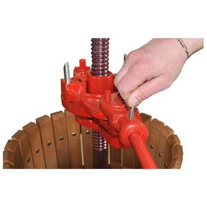 Press 120L ø50 ratchet for wine