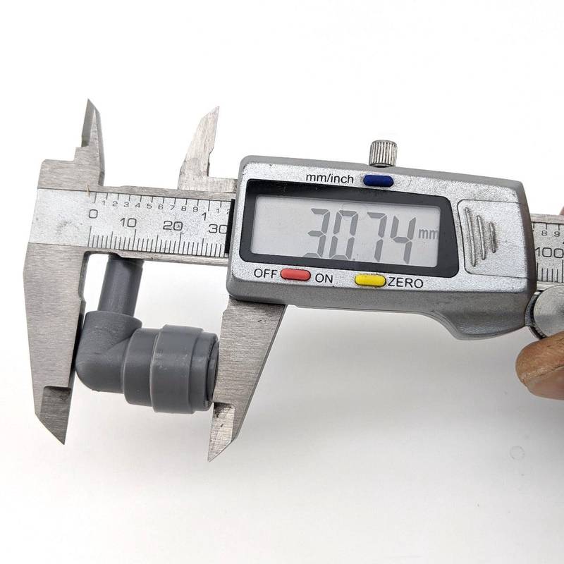 Līkums 8mm DuoTight iekšējā vītne x ārējā vītne