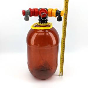 Pressure container 4L PET with cap and handle