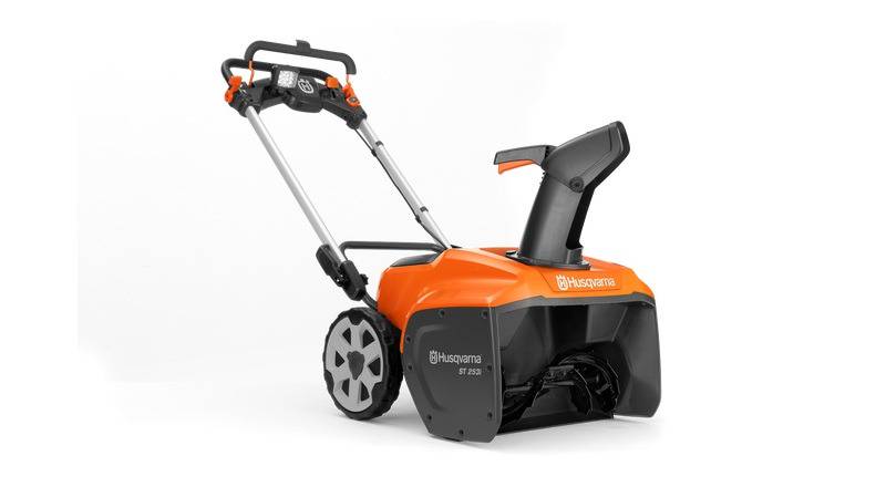 Husqvarna ST 253i lumepuhur