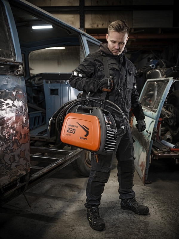 Kemppi MinarcMig 220 Auto MIG Package, 230v CE. Includes Fitted GC 223G MIG Torch, Earth & Gas Hose 61008220