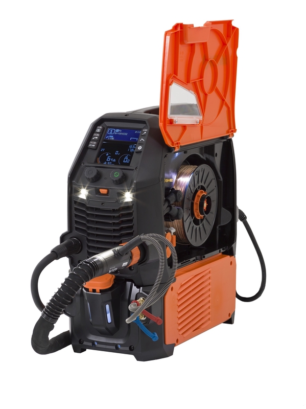 MASTER M 205 PULSE 1f-230V 200A + Gxe 305W 3,5m käpaga, koos käruga, vedelikjahutusega komplekt: manual MIG, synergic MIG, pulse MIG, double Pulse, MMA, (dc) lift TIG