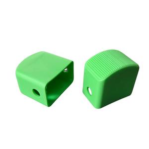 Treppredeli plastist jalaotsad 33x20mm