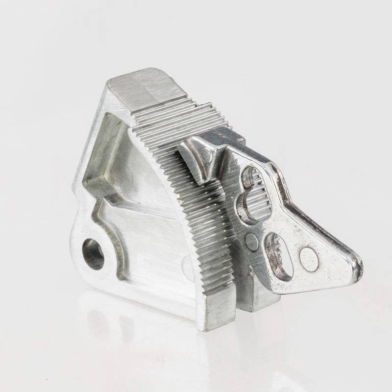 Hammasfiksaatoriga näpitsklamber FZR 50mm