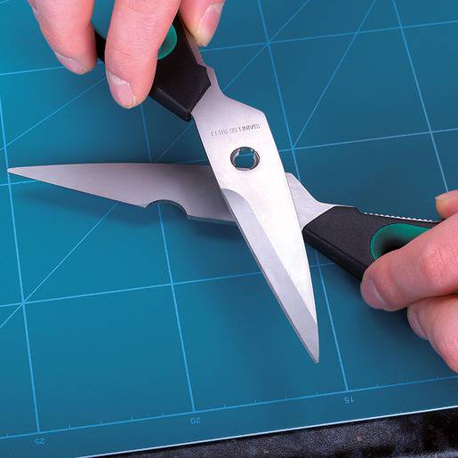 Universal household scissors