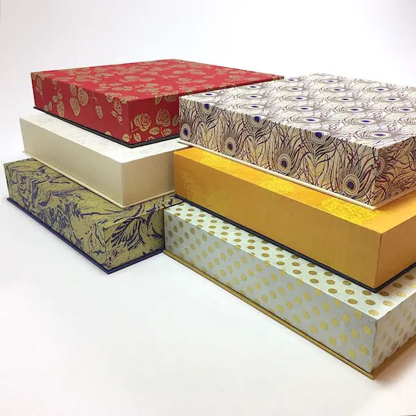 Box 20 x 20 x 4 cm - DIFFERENT VARIATIONS