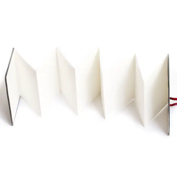 The ZigZag Book 300 gsm 5 x 5 cm 9 Sheets - Grey