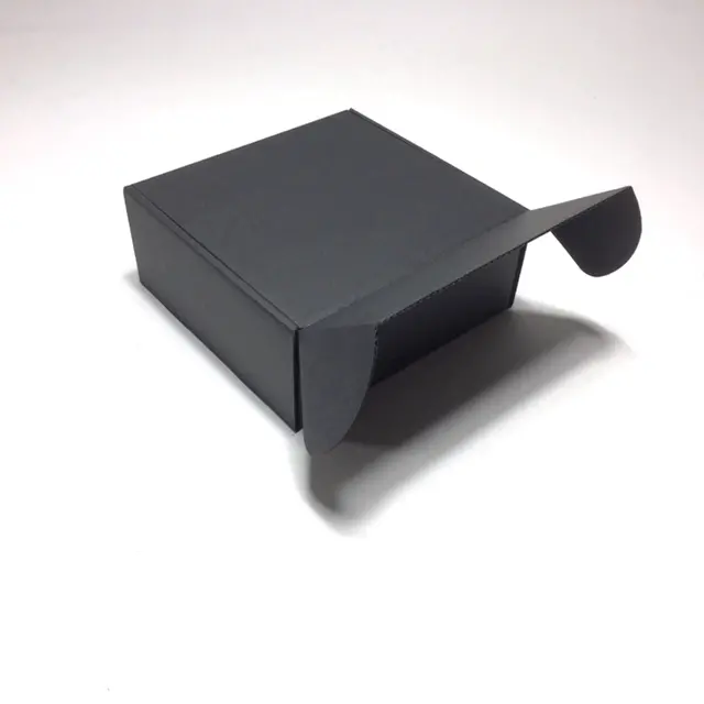 Box from corrugated cardboard 16,5 x 16,5 x 7 cm - Black