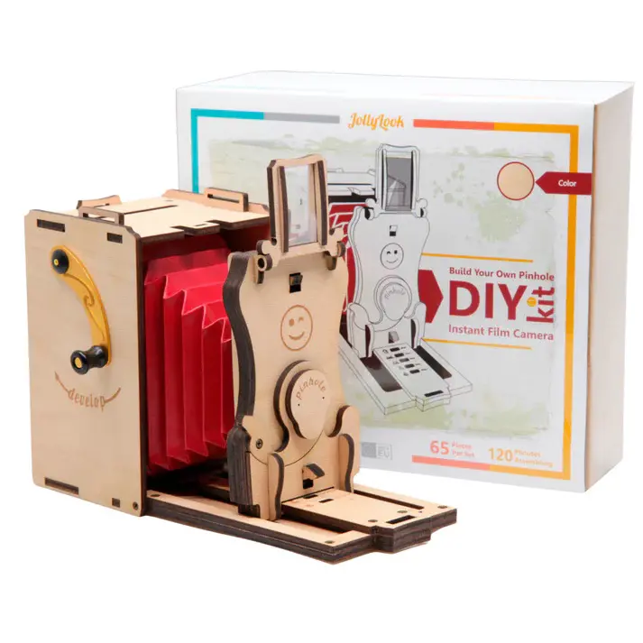 Pinhole Mini DIY Camera Kit - Natural Wood brown