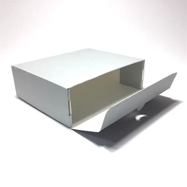 Archival storage box 21 x 25 x 8 cm