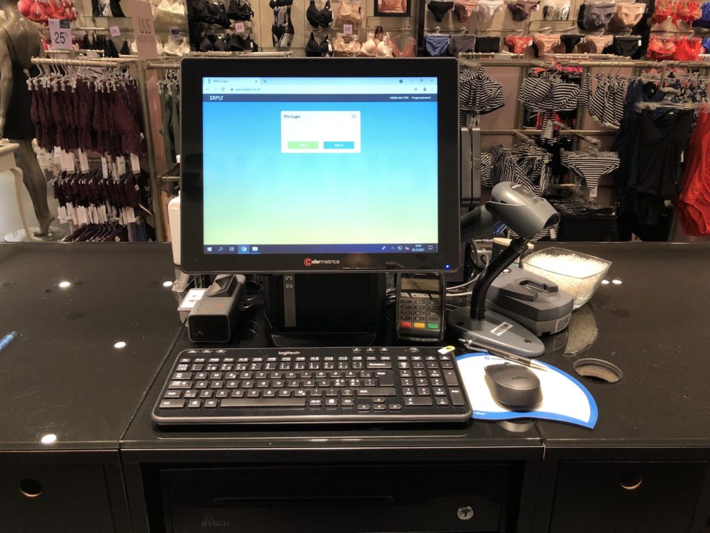 What Advantages Can You Gain From Using A Pos System blog post image